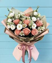 Букет цветов из:  Розы, Альстромерии и Лизиантусы в Большевике Ставропольского края