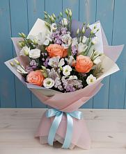 Букет цветов из:  Лизиантусы, Розы, Альстромерии и Гипсофила в Большевике Ставропольского края