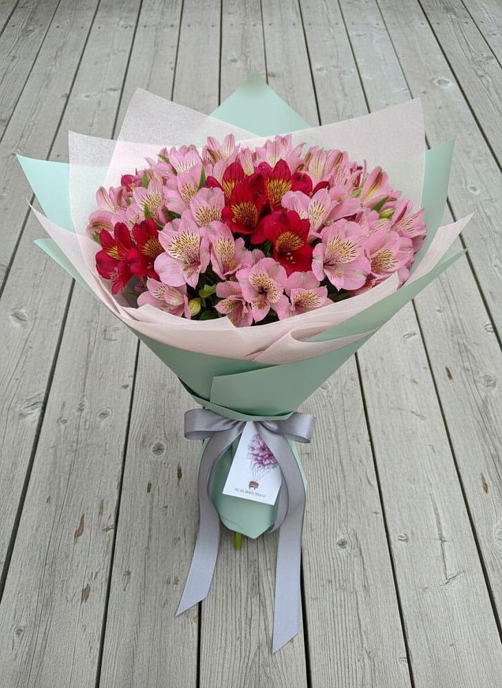 Букет цветов из: Альстромерии в Большевике Ставропольского края