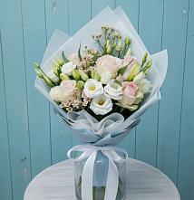 Букет цветов из:  Розы и Лизиантусы в Большевике Ставропольского края