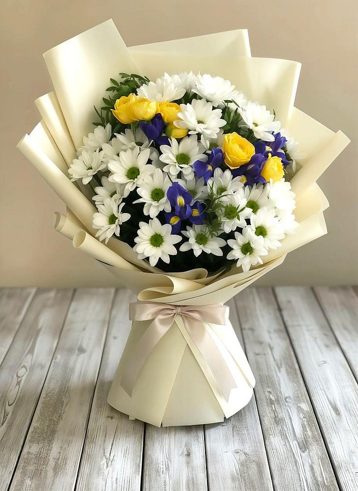 Букет цветов из: Ирисы, Хризантемы и Розы в Большевике Ставропольского края