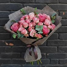 Букет цветов из:  Розы #REPLACE_PRED# Большевике Ставропольского края